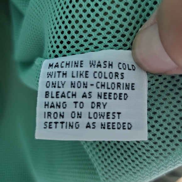 Saks 5th Ave 5/48 Men's windbreaker jacket. Olive green. Size MEDIUM - Picture 7 of 10